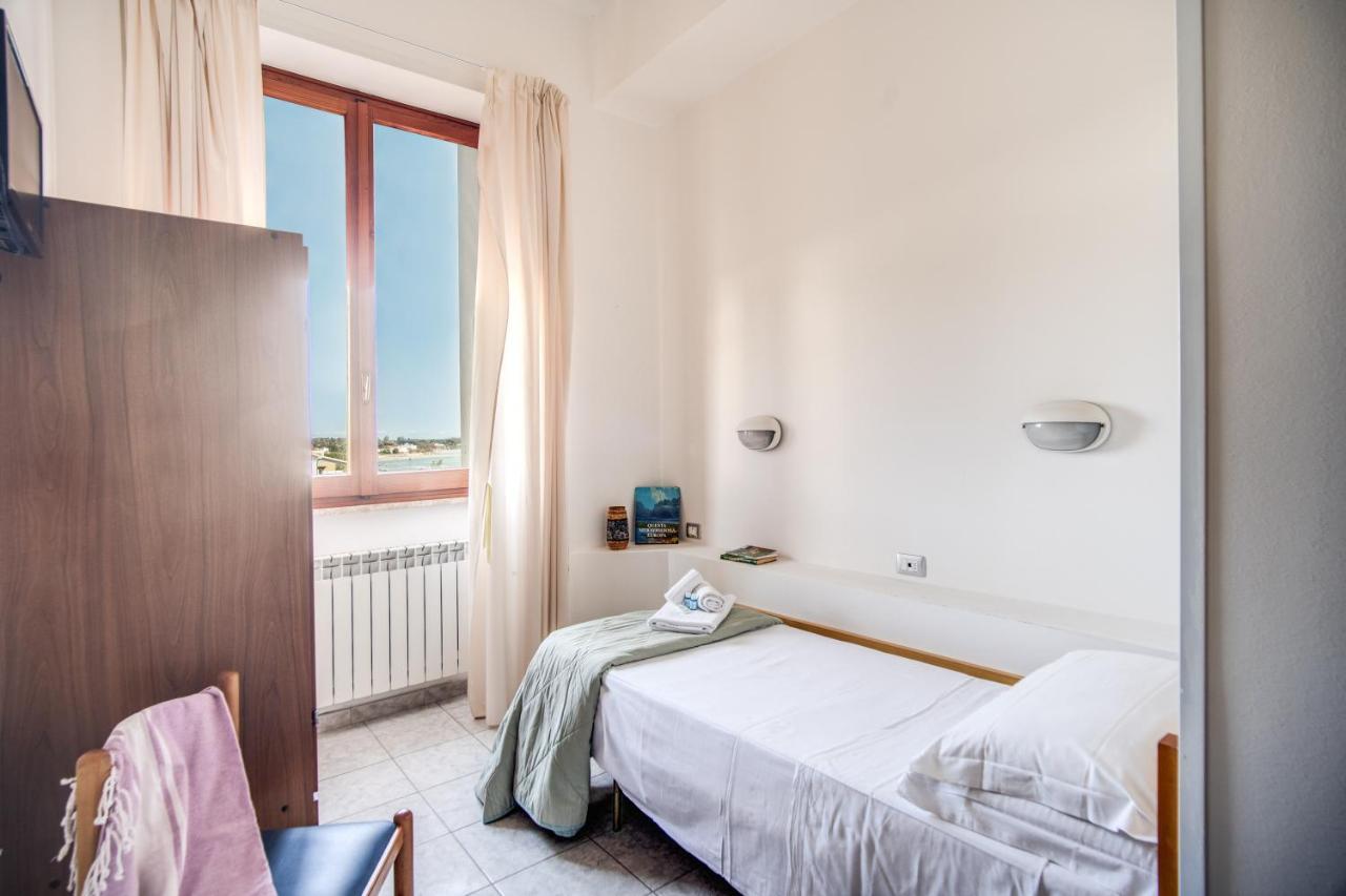 Villa Mg Hotel Santa Marinella Ngoại thất bức ảnh