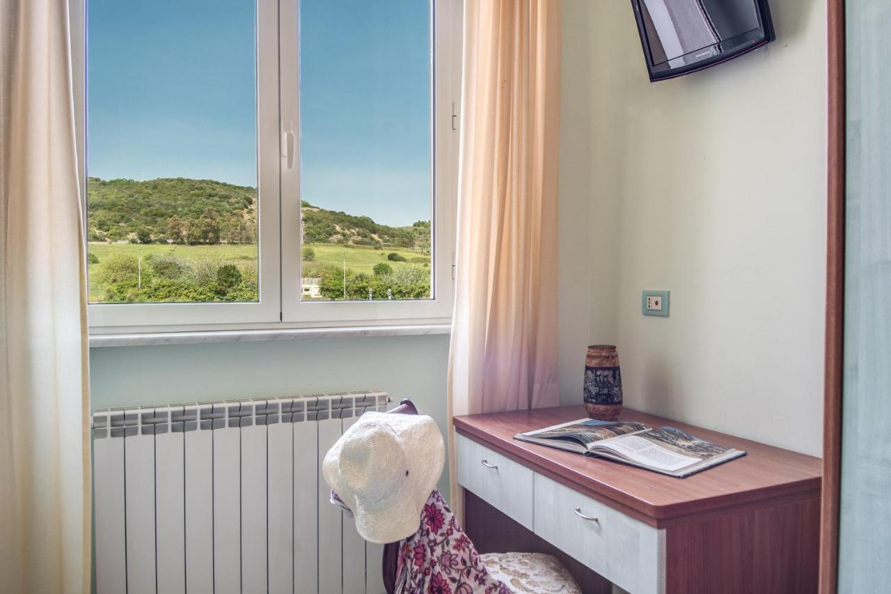 Villa Mg Hotel Santa Marinella Ngoại thất bức ảnh