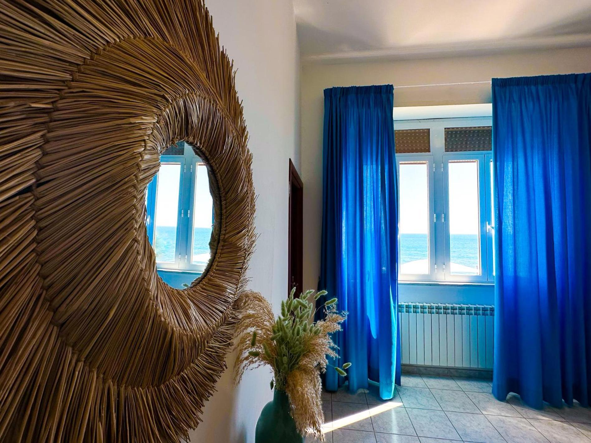 Villa Mg Hotel Santa Marinella Ngoại thất bức ảnh