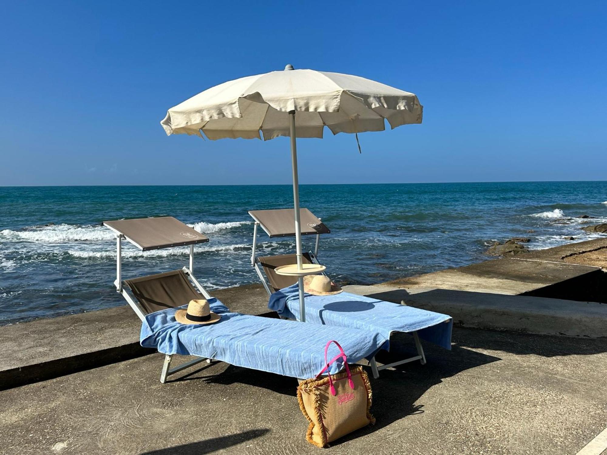 Villa Mg Hotel Santa Marinella Ngoại thất bức ảnh