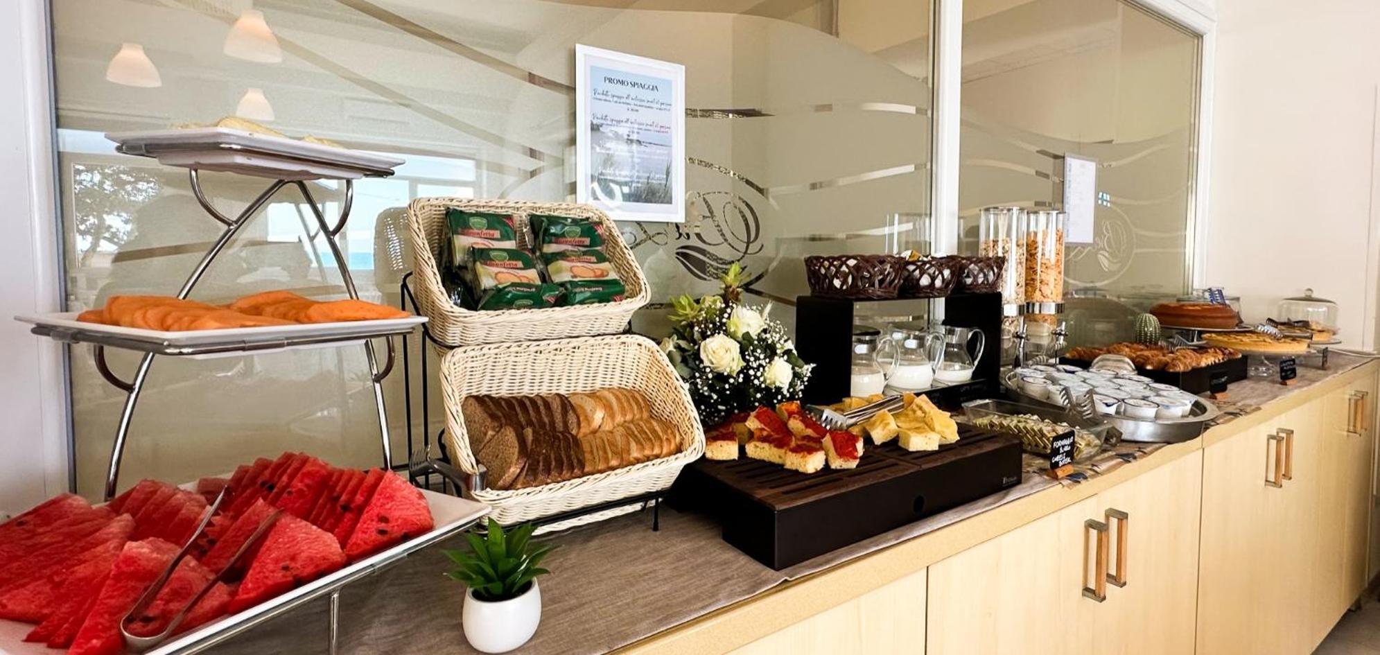 Villa Mg Hotel Santa Marinella Ngoại thất bức ảnh