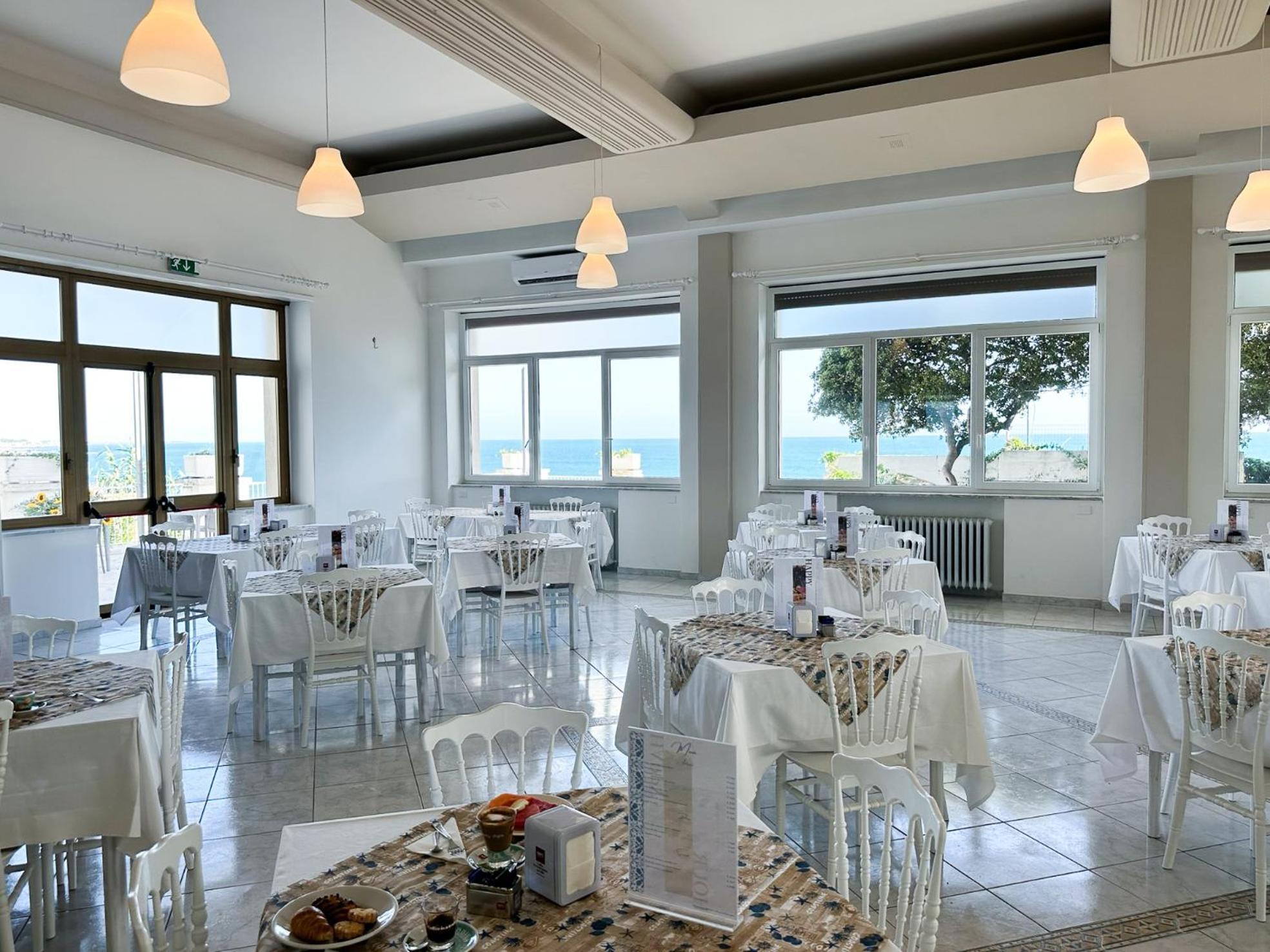 Villa Mg Hotel Santa Marinella Ngoại thất bức ảnh